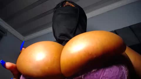 Snapshot of xpanther_23 chatting on 12-21-25, 10:28 xpanther_23 online show from 12-21-25, 10:28