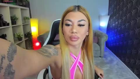 Snapshot of xpuka chatting on 10-18-25, 05:03 xpuka online show from 10-18-25, 05:03