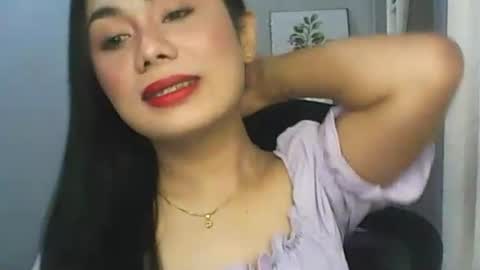 Snapshot of xqueen_beatricex chatting on 10-12-25, 09:58 Rodah online show from 10-12-25, 09:58