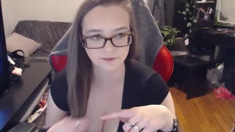 Snapshot of xqueenkendrax chatting on 03-03-26, 12:06 xqueenkendrax online show from 03-03-26, 12:06