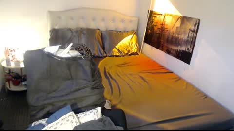 Snapshot of xqueenyasiandomcumx chatting on 07-25-26, 10:18 address me as QUEEN NINA A Little Bit of ANGELIC FACE with a Wild Demonic Side online show from 07-25-26, 10:18