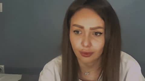 Snapshot of xsexycouples chatting on 01-17-25, 10:34 AnnaMaee online show from 01-17-25, 10:34