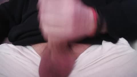 Snapshot of xslashmex chatting on 12-18-24, 10:24 XslashmeX online show from 12-18-24, 10:24