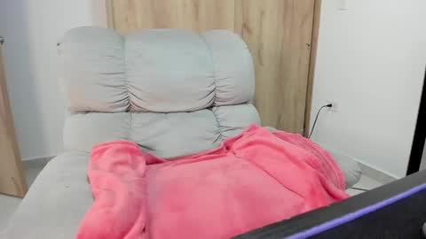 Hellen Sofia instagram hellen5546 online show from 04-29-26, 01:37