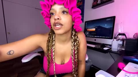 xStarGazingx online show from 09-11-25, 06:41