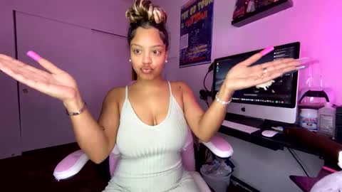 xStarGazingx online show from 09-15-25, 08:31