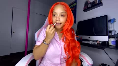 xStarGazingx online show from 11-17-25, 06:52