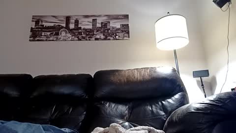 Snapshot of xstay_coldx chatting on 12-02-24, 04:20 Johnny online show from 12-02-24, 04:20