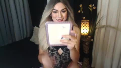 Sundae online show from 09-19-25, 08:42