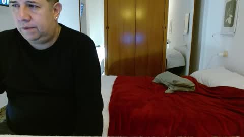 thiagoeva online show from 10-21-25, 08:04