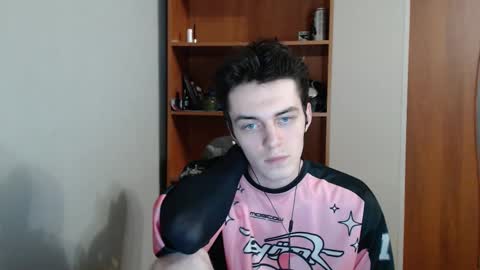 traqqq online show from 09-25-25, 09:07