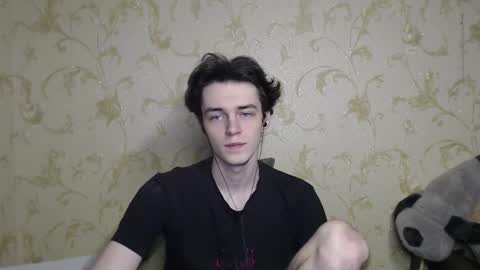 traqqq online show from 12-22-25, 08:50