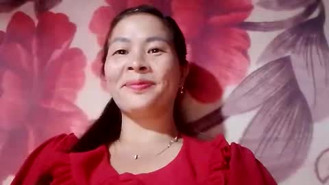 Snapshot of xuxulove00 chatting on 10-16-25, 11:11 xuxulove00 online show from 10-16-25, 11:11