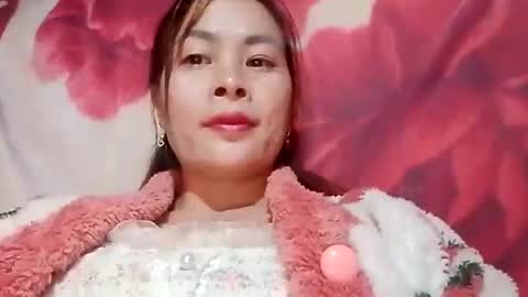 xuxulove00 online show from 12-18-25, 01:06