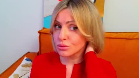 xvaleriax0 online show from 02-17-26, 04:57