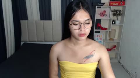 CHLOES ROOM online show from 09-13-25, 10:04