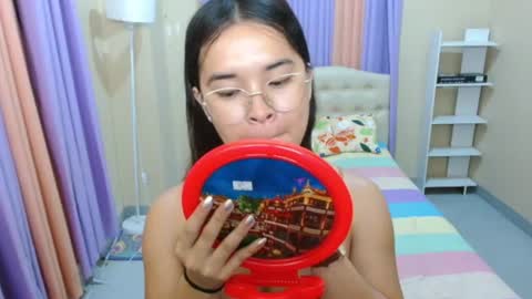 CHLOES ROOM online show from 06-12-26, 09:57