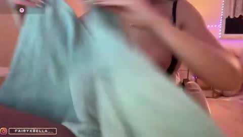 Snapshot of xxfairyxgiiirlxx chatting on 01-13-26, 06:18 xxfairyxgiiirlxx online show from 01-13-26, 06:18