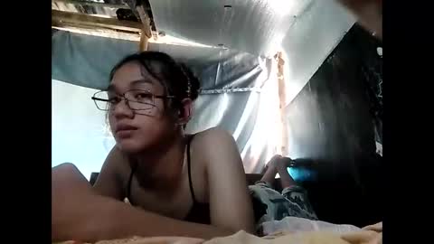 Sophie online show from 02-16-25, 05:48