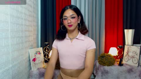 Sophie online show from 02-28-25, 05:59