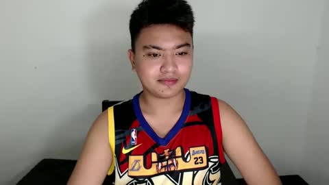 Snapshot of xxhotloyd_cummerx chatting on 12-26-24, 06:01 Loyd online show from 12-26-24, 06:01