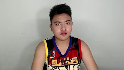 Snapshot of xxhotloyd_cummerx chatting on 12-27-24, 01:50 Loyd online show from 12-27-24, 01:50