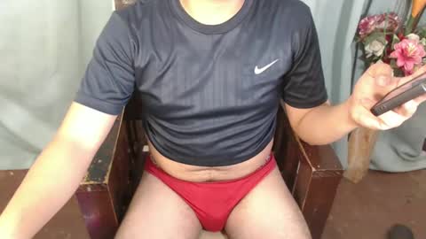 Snapshot of xxhotloyd_cummerx chatting on 01-12-25, 10:02 Loyd online show from 01-12-25, 10:02