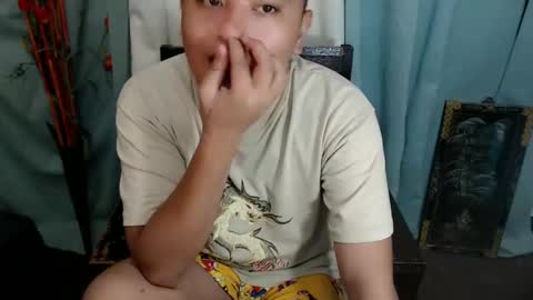 Snapshot of xxhotloyd_cummerx chatting on 02-26-25, 06:43 Loyd online show from 02-26-25, 06:43