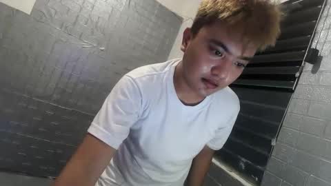 Snapshot of xxhotloyd_cummerx chatting on 10-01-25, 04:57 Loyd online show from 10-01-25, 04:57