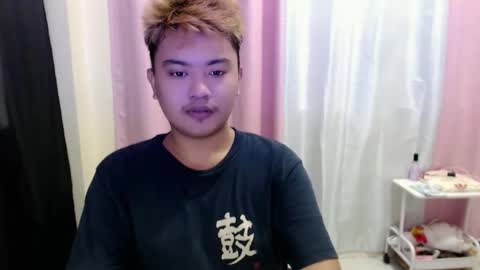 Snapshot of xxhotloyd_cummerx chatting on 11-09-25, 06:33 Loyd online show from 11-09-25, 06:33