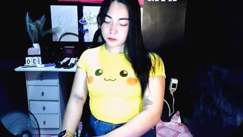 Snapshot of xxirene chatting on 12-01-25, 12:54 xxirene online show from 12-01-25, 12:54