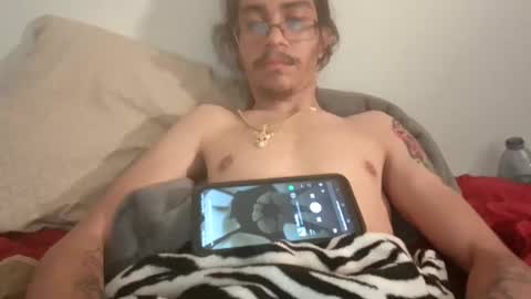 Snapshot of xxjasoneecxx chatting on 12-28-24, 07:33 XxJasoneecxX online show from 12-28-24, 07:33