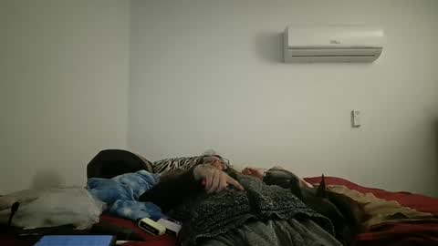 Snapshot of xxjasoneecxx chatting on 01-03-25, 11:01 XxJasoneecxX online show from 01-03-25, 11:01