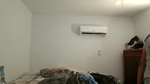 Snapshot of xxjasoneecxx chatting on 01-18-25, 10:28 XxJasoneecxX online show from 01-18-25, 10:28