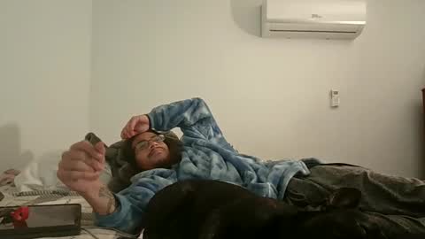 Snapshot of xxjasoneecxx chatting on 01-21-25, 04:21 XxJasoneecxX online show from 01-21-25, 04:21