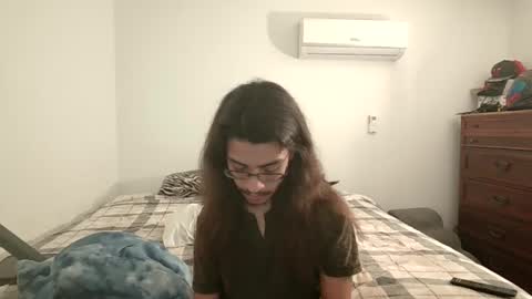 Snapshot of xxjasoneecxx chatting on 01-24-25, 01:24 XxJasoneecxX online show from 01-24-25, 01:24