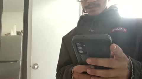 Snapshot of xxjasoneecxx chatting on 01-24-25, 09:05 XxJasoneecxX online show from 01-24-25, 09:05