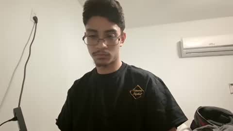 Snapshot of xxjasoneecxx chatting on 02-05-25, 11:39 XxJasoneecxX online show from 02-05-25, 11:39