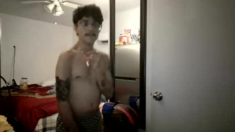 Snapshot of xxjasoneecxx chatting on 10-12-25, 04:11 XxJasoneecxX online show from 10-12-25, 04:11