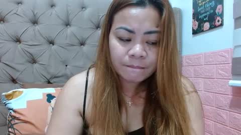 Snapshot of xxkryzelxx chatting on 03-07-25, 04:44 Dhel online show from 03-07-25, 04:44