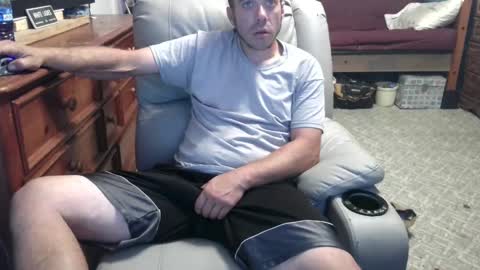 Snapshot of xxscubastevexxx chatting on 09-30-25, 07:13 xxScubaStevexx online show from 09-30-25, 07:13