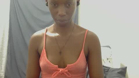 xxsexytalia28 online show from 02-27-25, 09:25