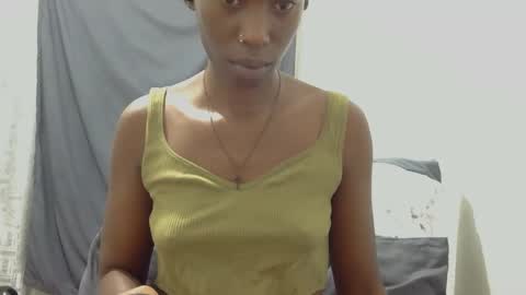 xxsexytalia28 online show from 02-28-25, 06:41