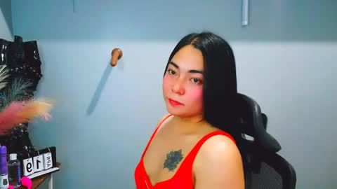 xxslutty kim online show from 04-19-26, 01:43