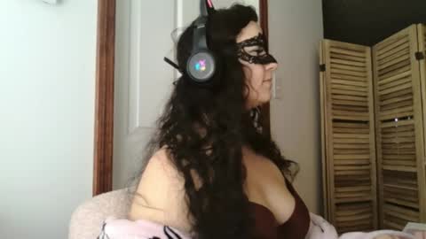 Snapshot of xxsmittenxkittenxx chatting on 05-07-26, 04:01 xxsmittenxkittenxx online show from 05-07-26, 04:01