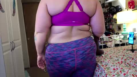 Strawberry Jane online show from 03-11-26, 03:34