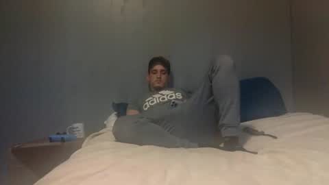 Snapshot of xxvizzyxx chatting on 11-08-25, 09:24 Vizzy online show from 11-08-25, 09:24