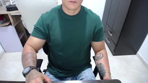 Snapshot of xxx_3d chatting on 02-20-25, 11:43 xxx_3d online show from 02-20-25, 11:43