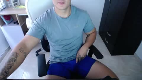 Snapshot of xxx_3d chatting on 02-25-25, 12:45 xxx_3d online show from 02-25-25, 12:45