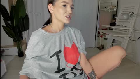 xxx_leila online show from 12-12-24, 09:40